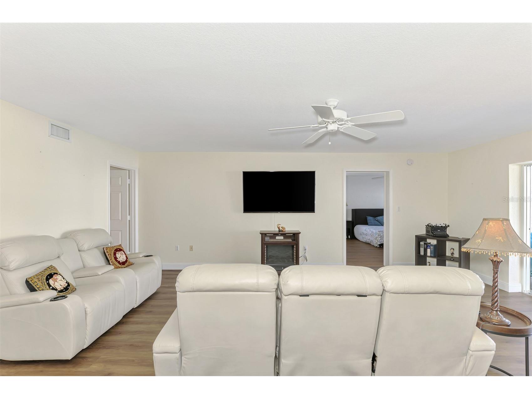 130 Breakers Court #221 Punta Gorda FL 33950 - CHARLOTTE HARBOR C7516069 image10