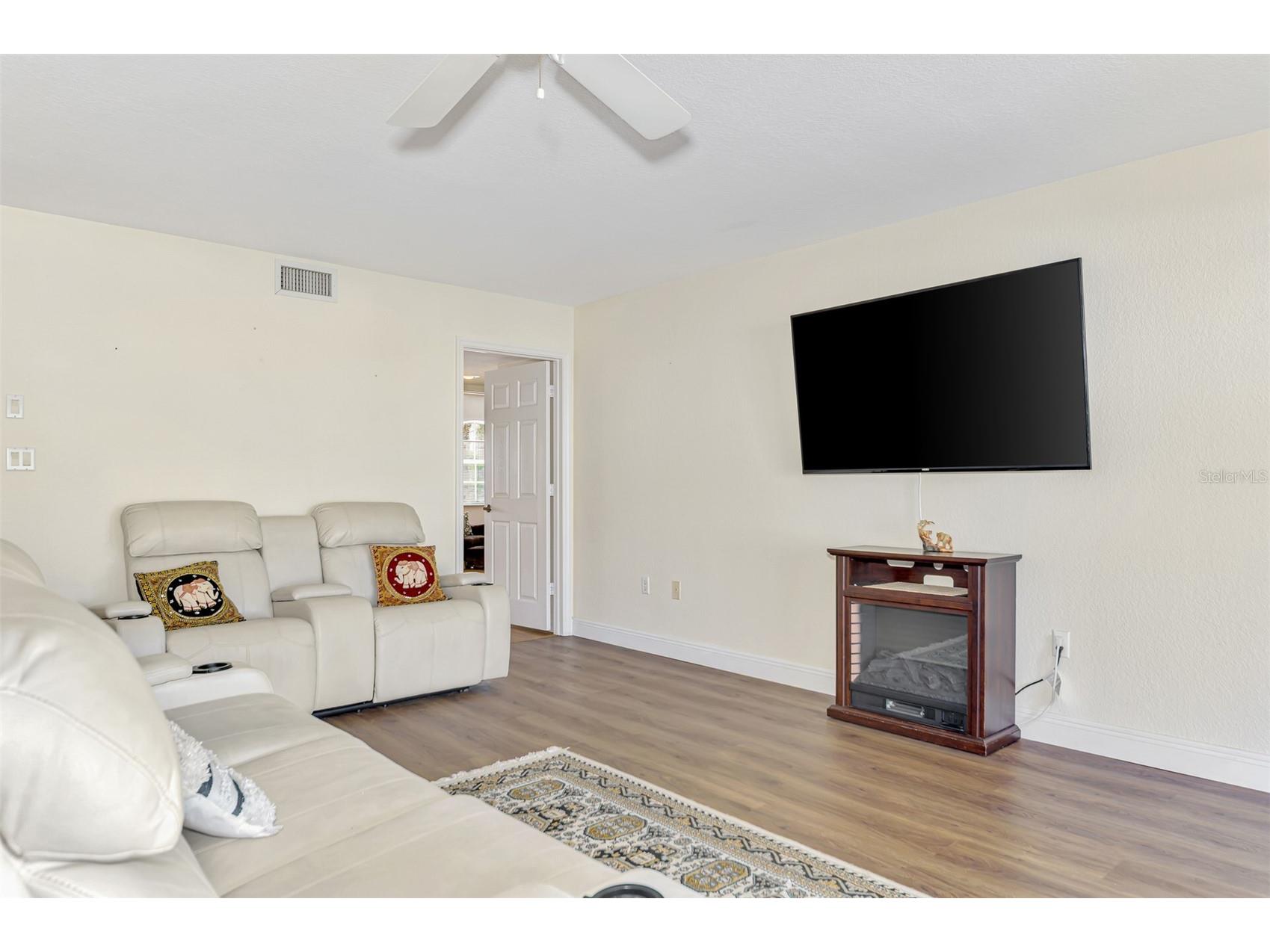 130 Breakers Court #221 Punta Gorda FL 33950 - CHARLOTTE HARBOR C7516069 image12