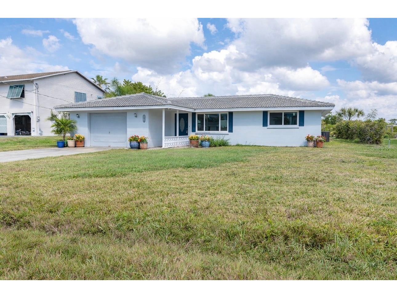 130 Crestview Drive Englewood FL 34223 - GODFREY CREEK D6146593 image1