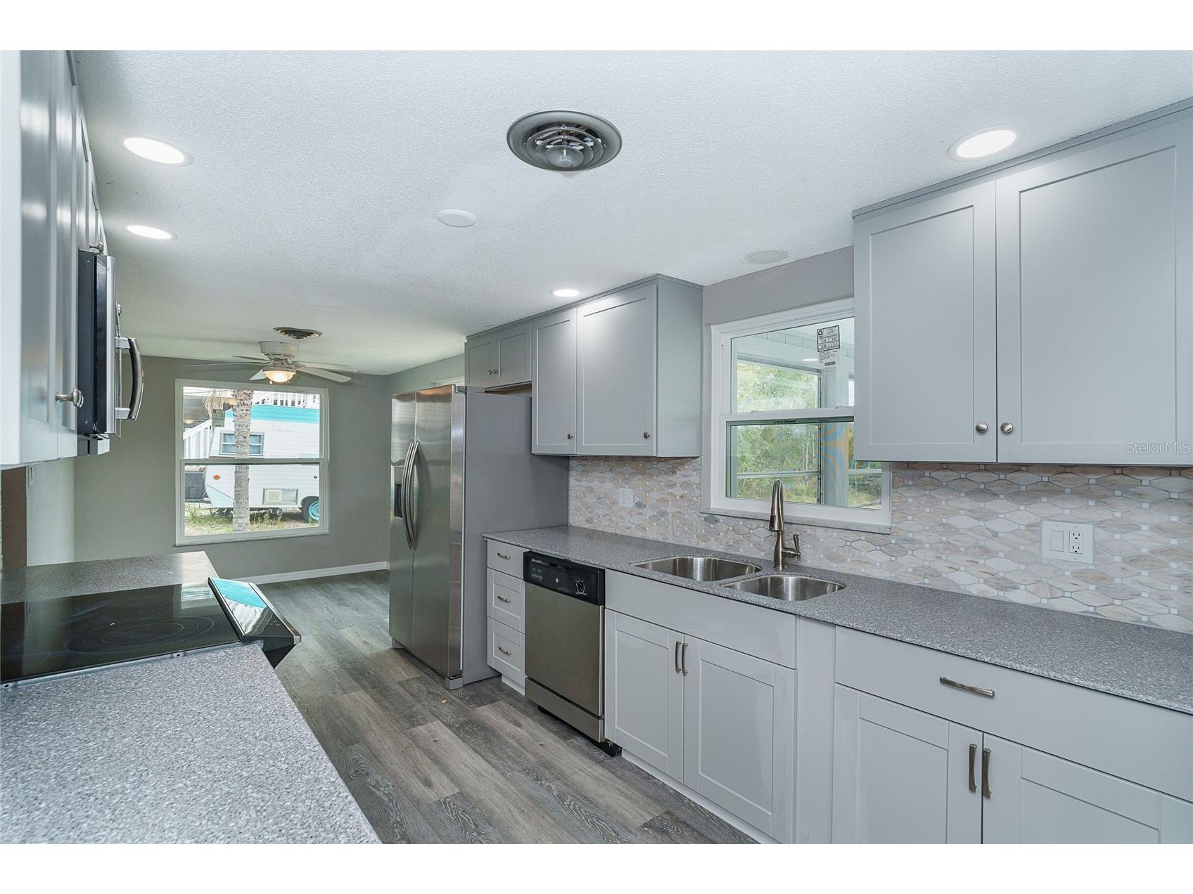 130 Crestview Drive Englewood FL 34223 - GODFREY CREEK D6146593 image11