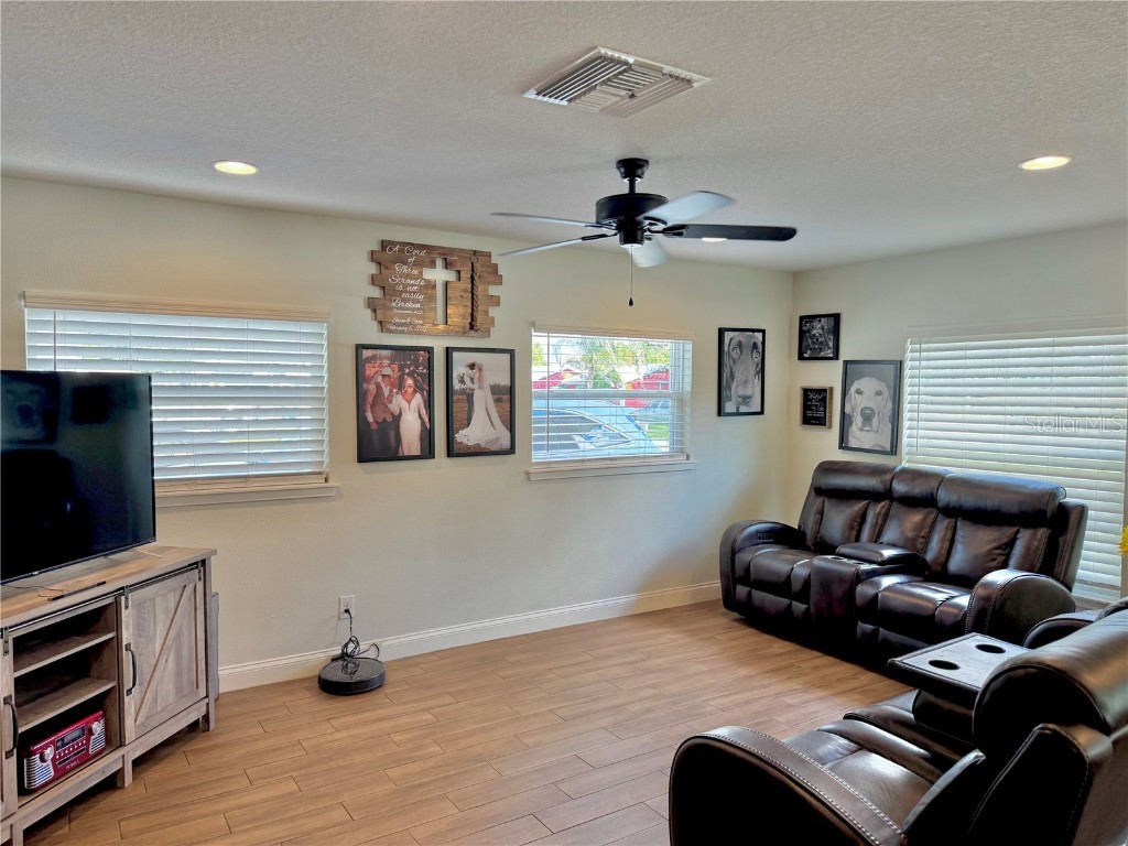 130 Dixie Highway Auburndale FL 33823 L4956308 image4