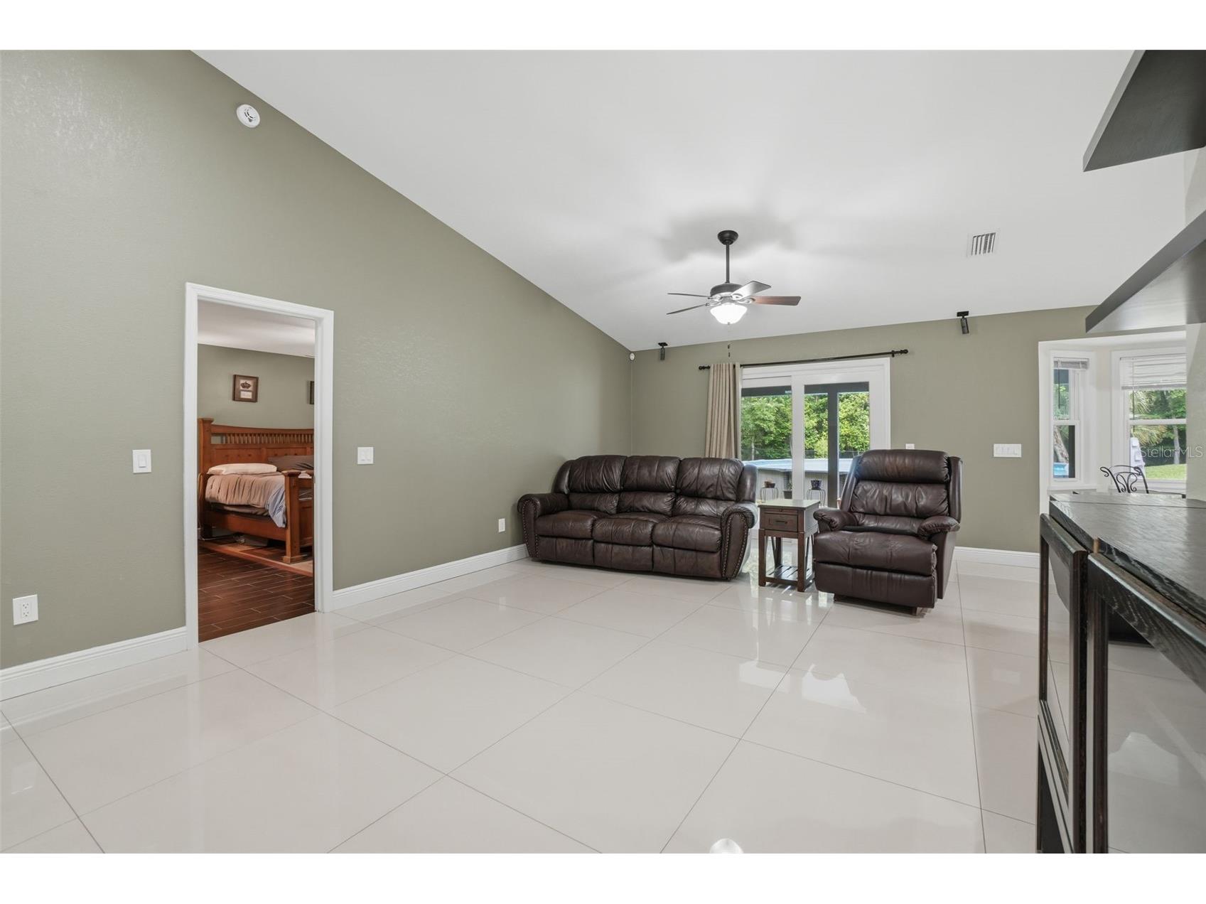 130 E Bahama Road Winter Springs FL 32708 O6398011 image12