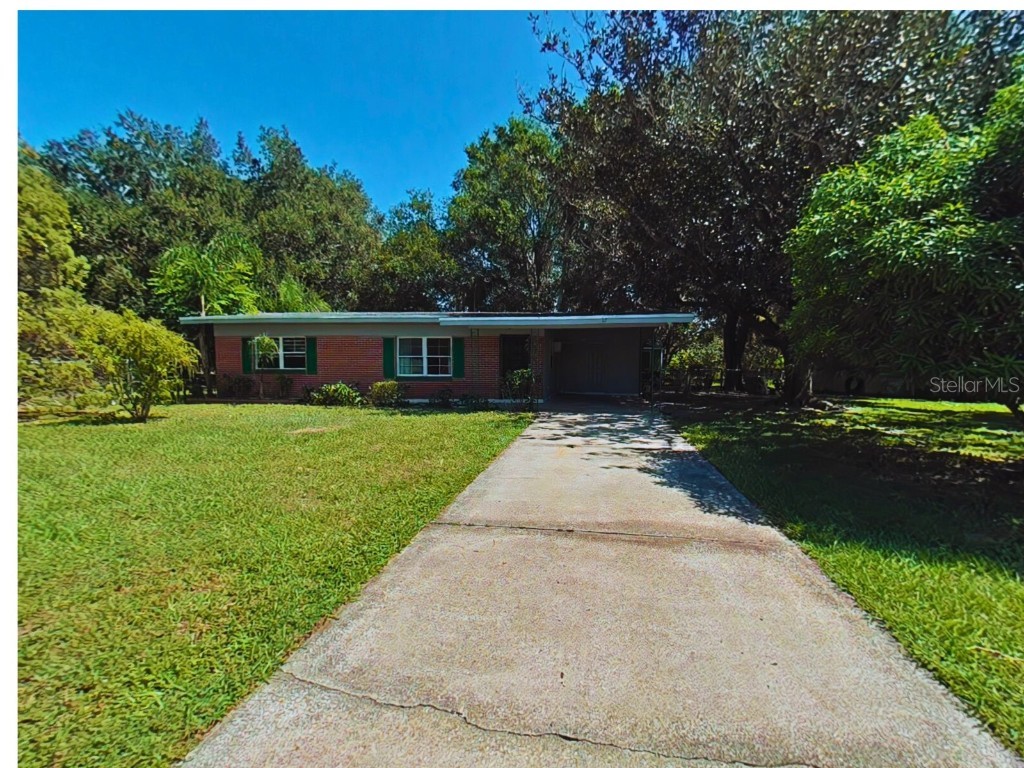 130 E Lake Deer Dr Winter Haven FL 33880 - LAKE DEER P4927406 image1