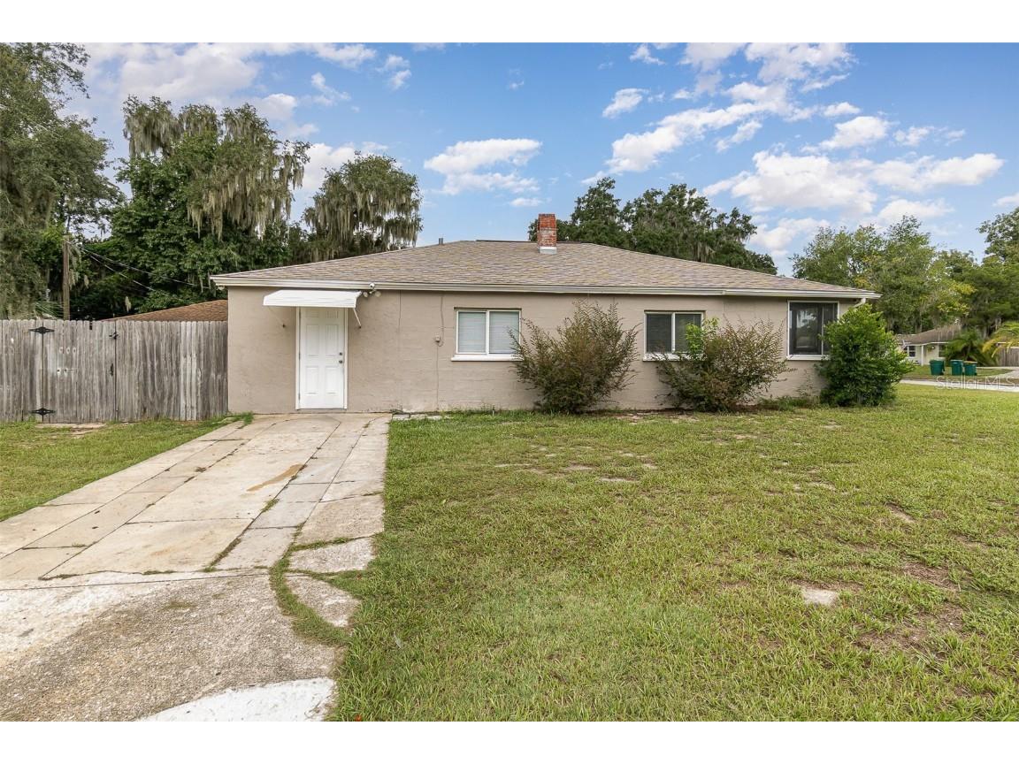 130 E Pendleton Avenue Eustis FL 32726 TB8390877 image1