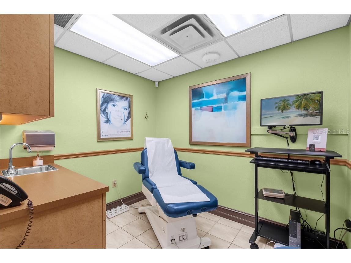 130 Hillcrest Street Orlando FL 32801 O6349474 image13