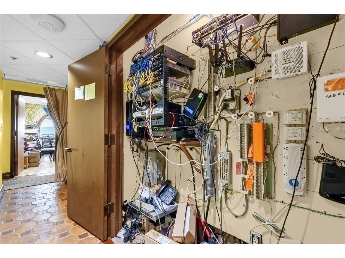 130 Hillcrest Street Orlando FL 32801 O6349474 image4