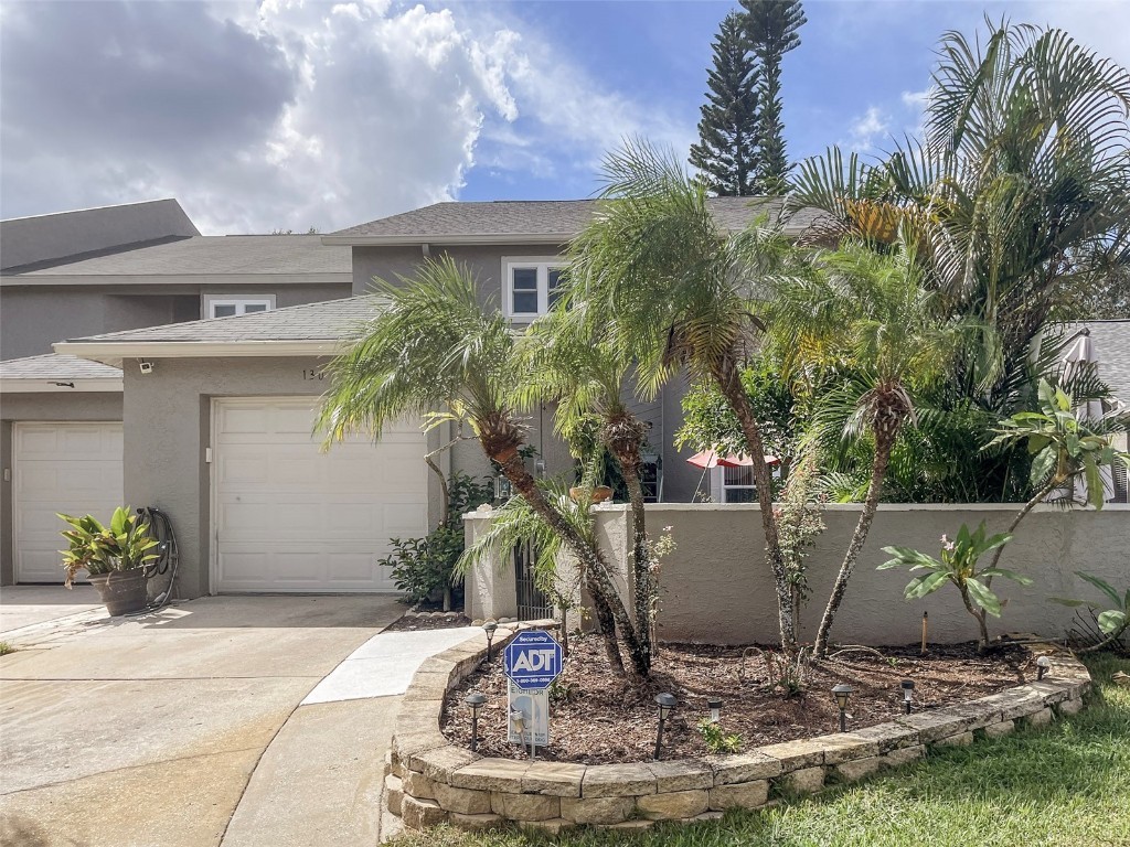 130 Hunter Court Palm Harbor FL 34684 U8233885 image1