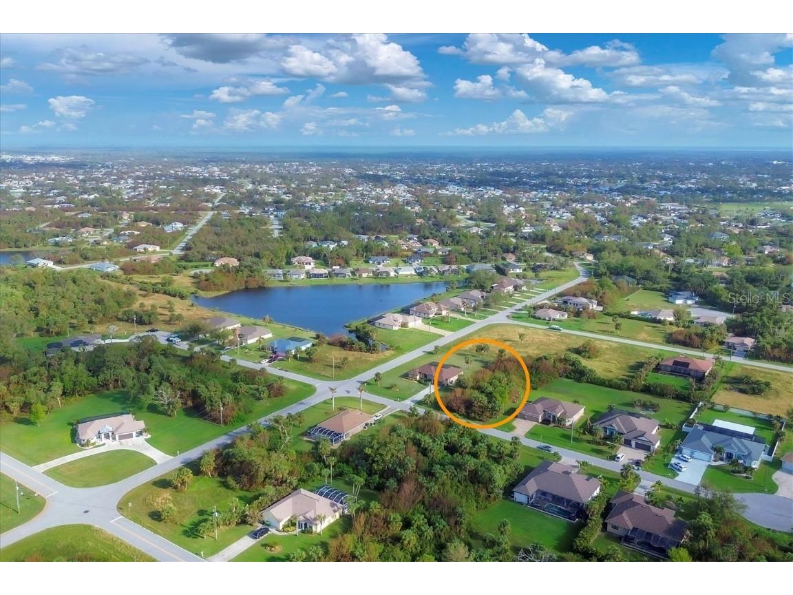 130 Island Court Rotonda West FL 33947 D6138923 image1