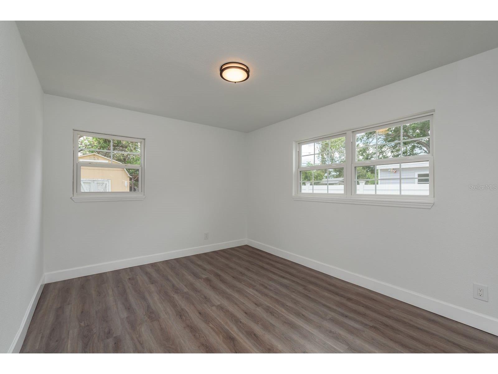 130 Melody Lane Largo FL 33771 TB8418158 image25