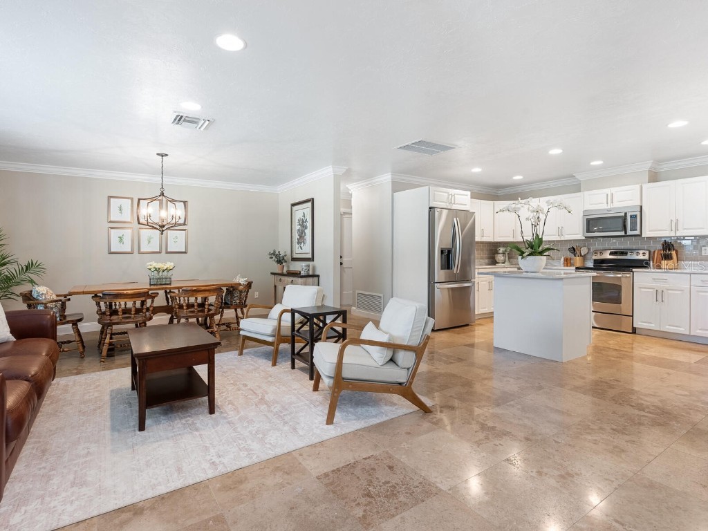 130 Mimosa Drive Sarasota FL 34232 A4673876 image4