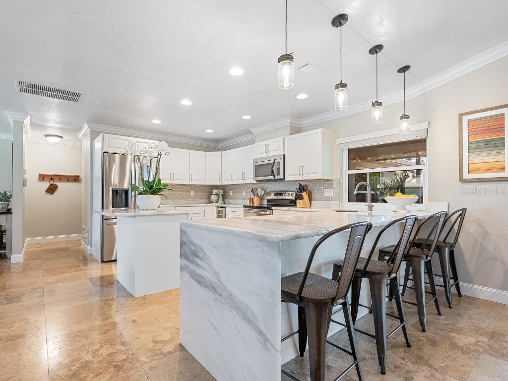 130 Mimosa Drive Sarasota FL 34232 A4673876 image9