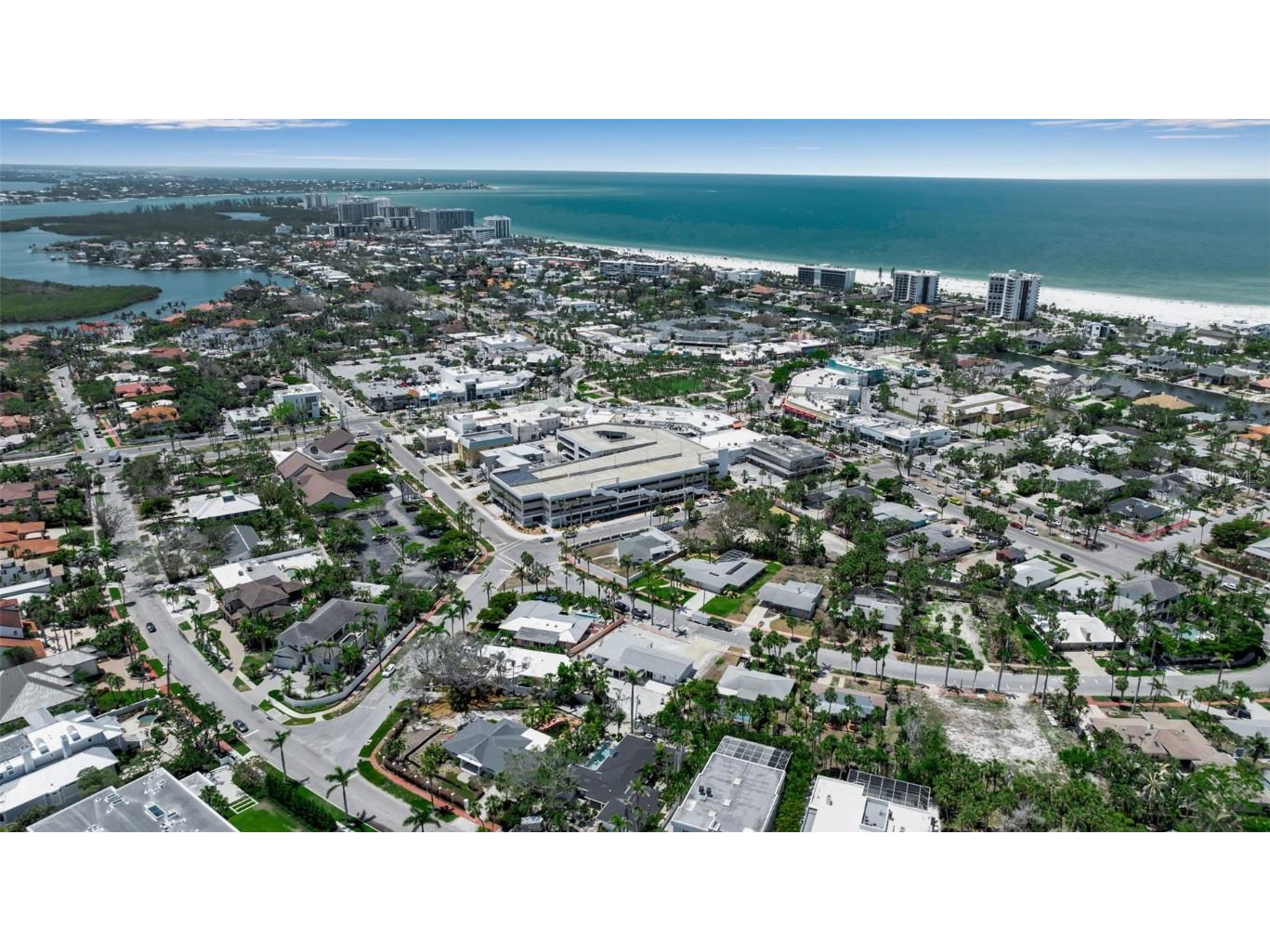 130 N Adams Drive Sarasota FL 34236 A4654087 image10