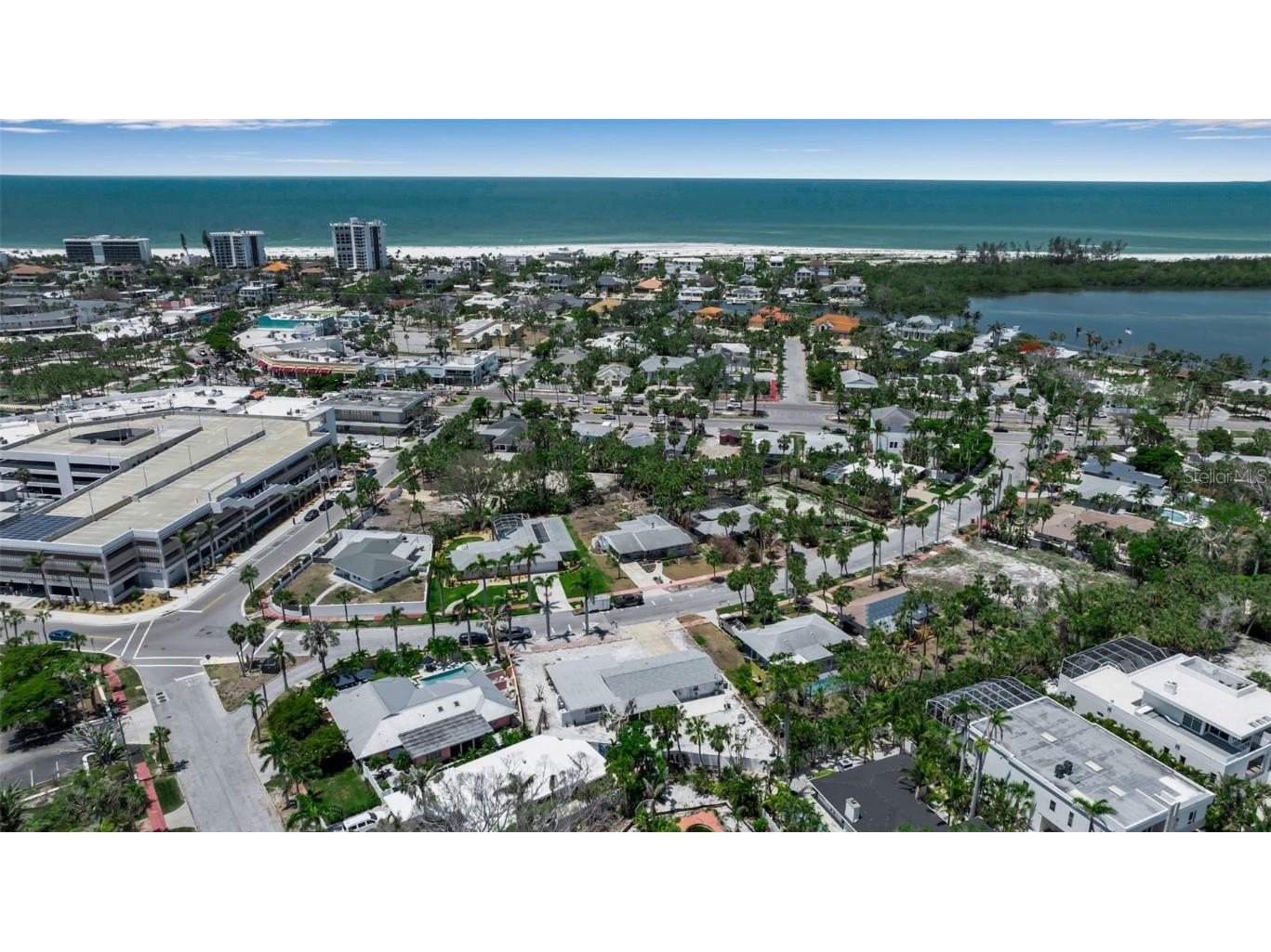 130 N Adams Drive Sarasota FL 34236 A4654087 image11