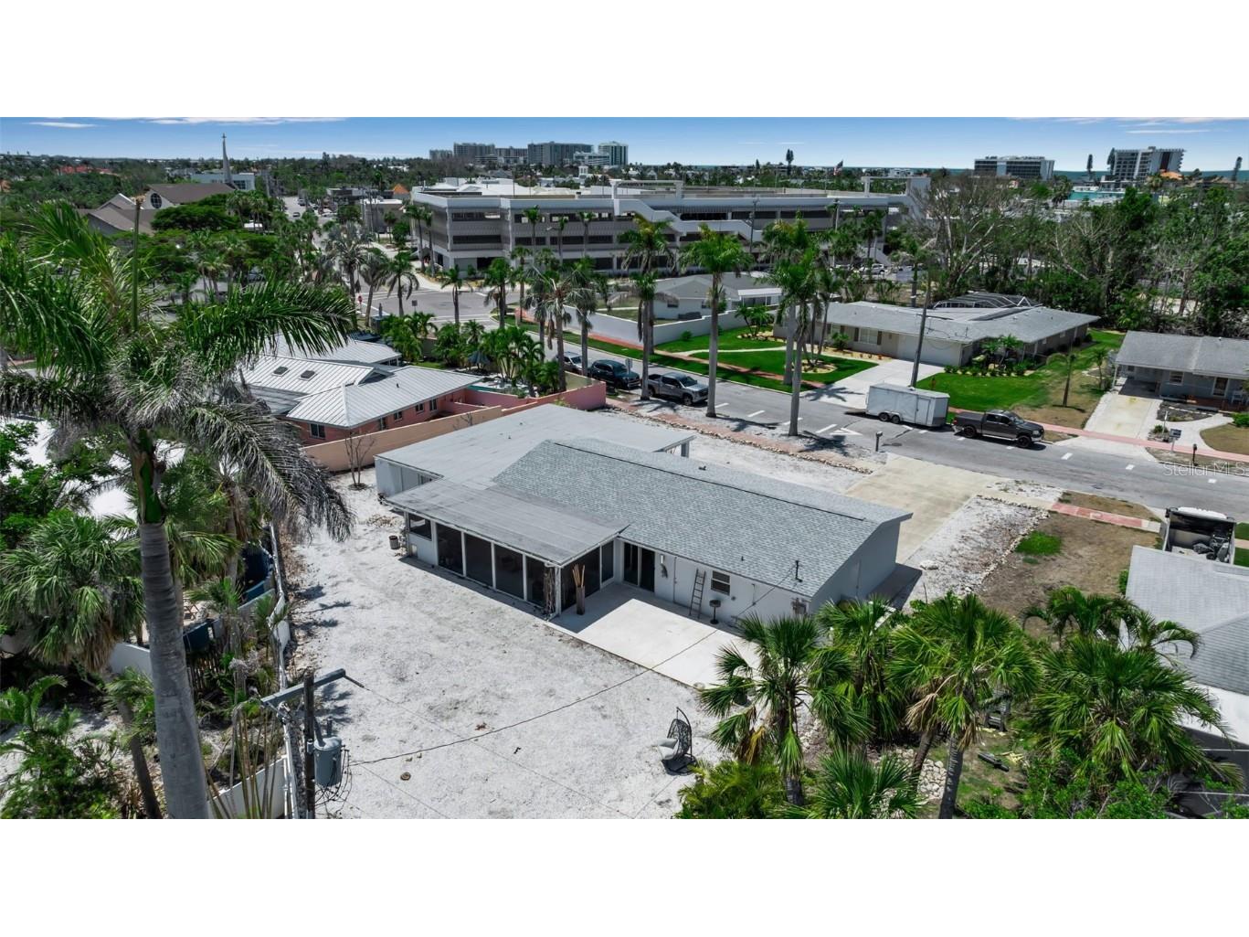 130 N Adams Drive Sarasota FL 34236 A4654087 image13