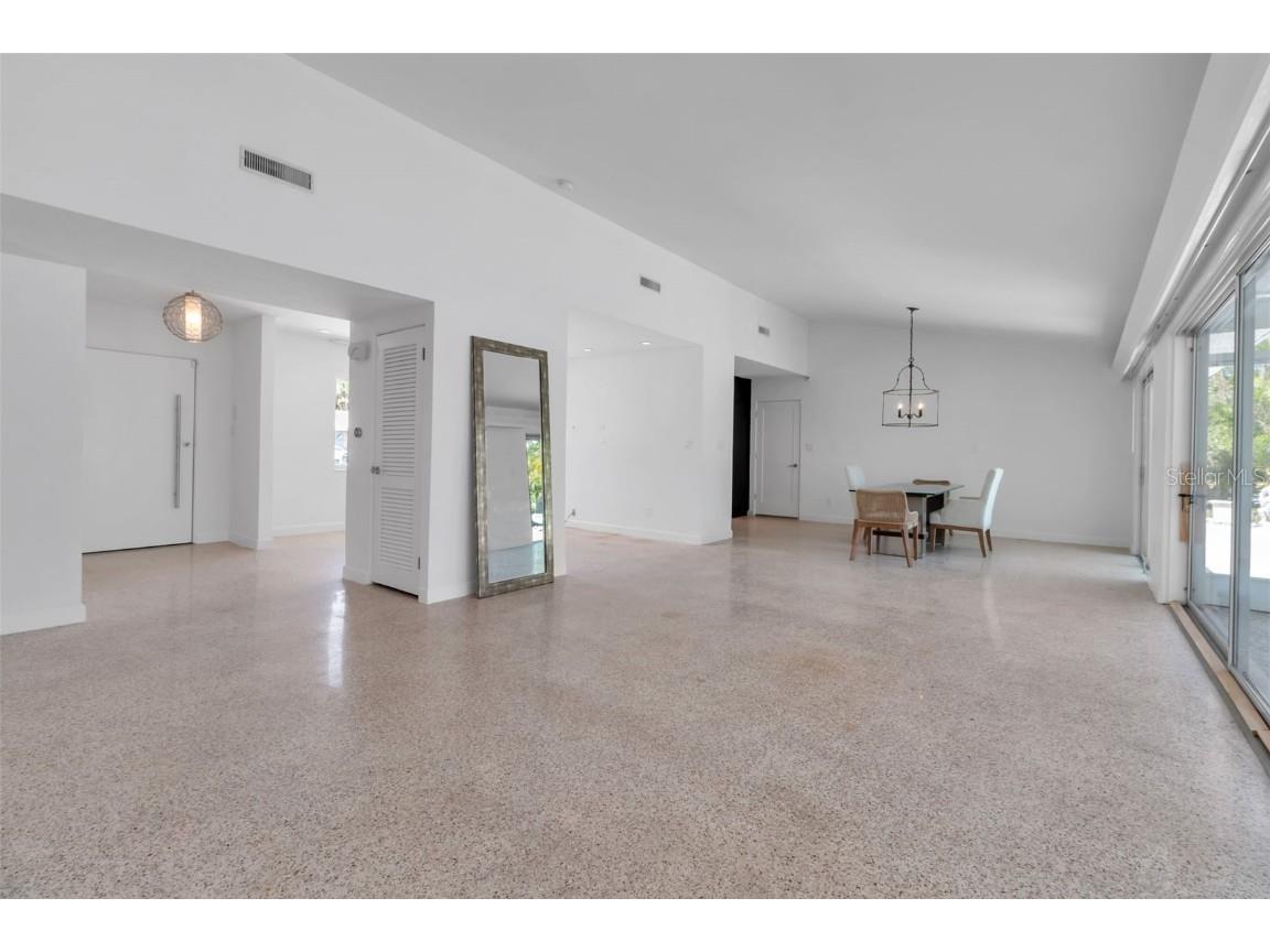 130 N Adams Drive Sarasota FL 34236 A4654087 image15