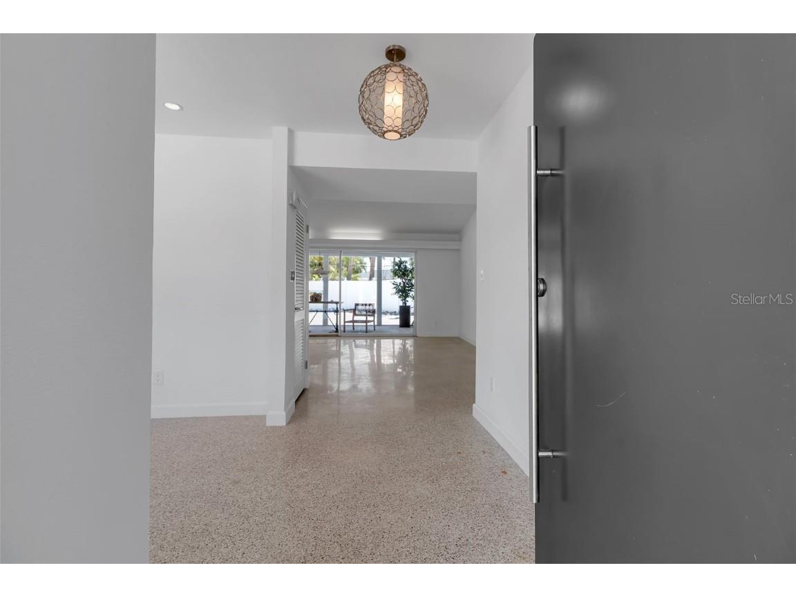 130 N Adams Drive Sarasota FL 34236 A4654087 image19