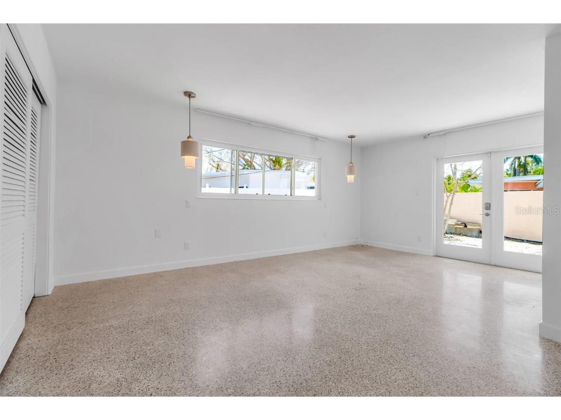 130 N Adams Drive Sarasota FL 34236 A4654087 image36