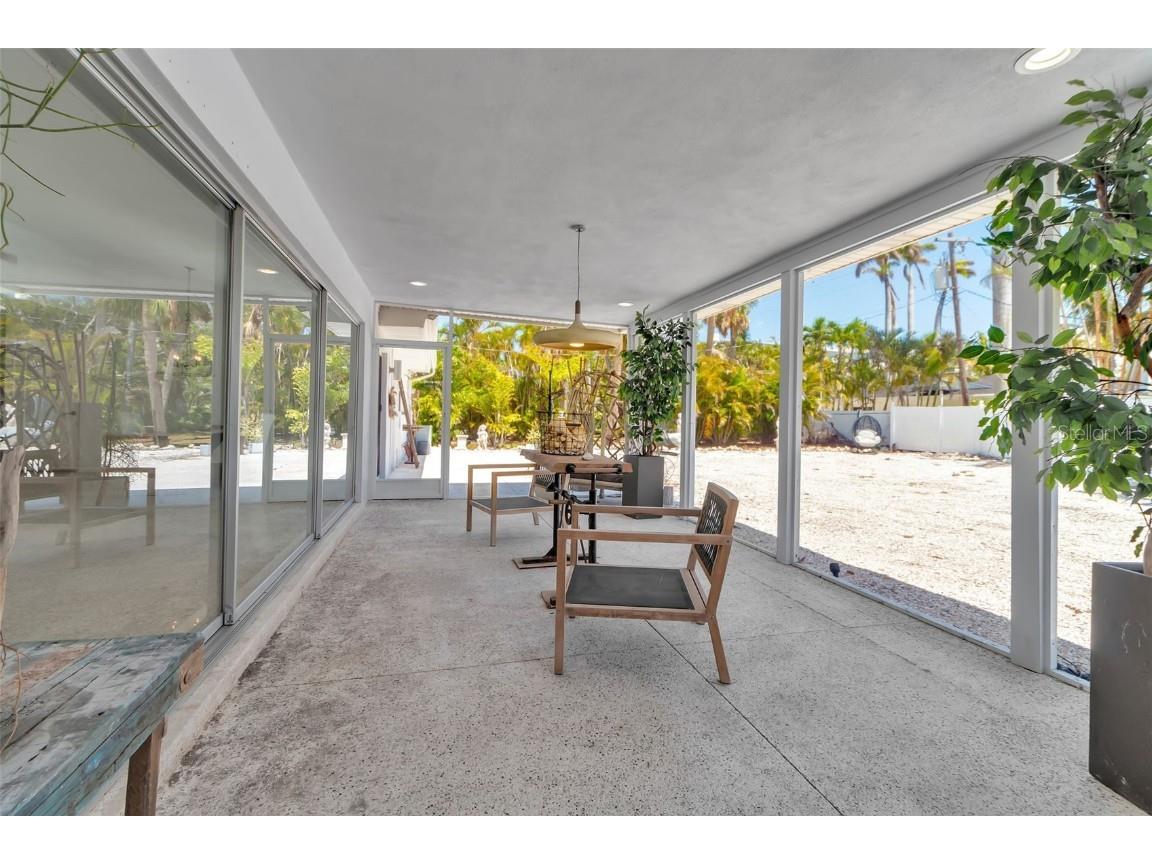 130 N Adams Drive Sarasota FL 34236 A4654087 image56