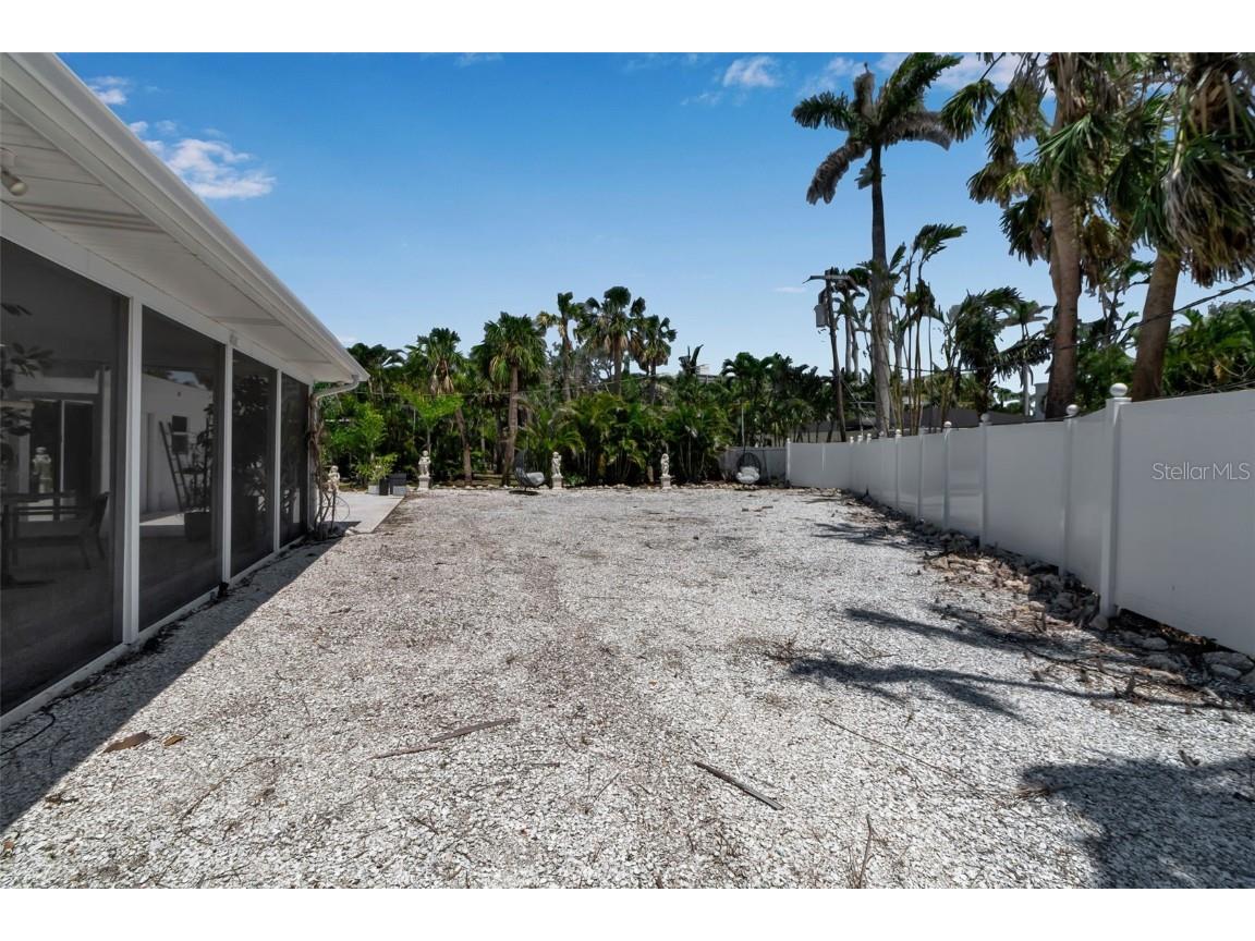 130 N Adams Drive Sarasota FL 34236 A4654087 image61