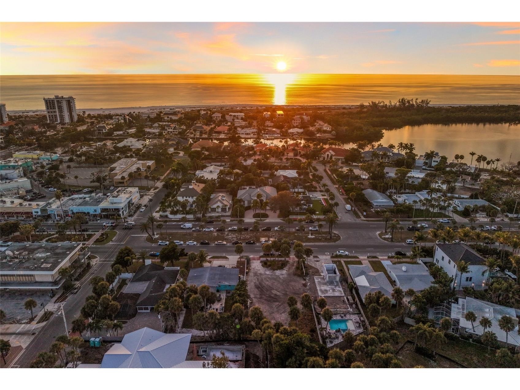 130 N Blvd Of The Presidents Sarasota FL 34236 A4675644 image27
