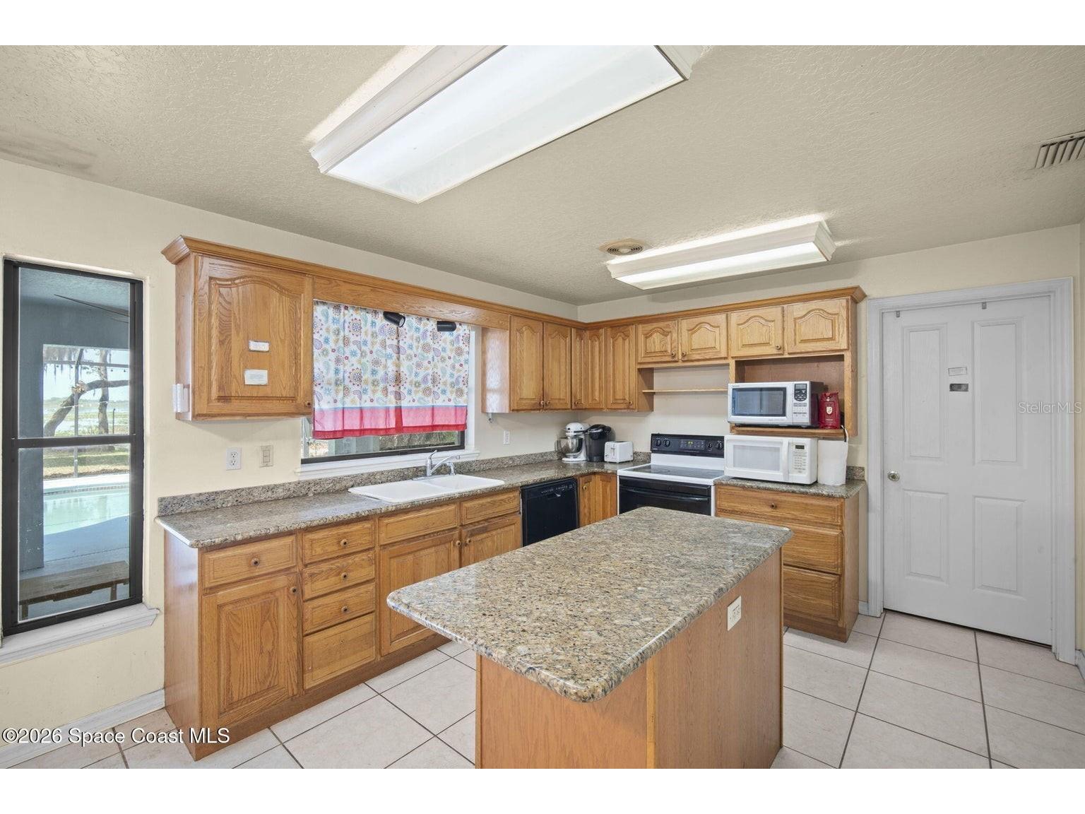 130 N Carpenter Road Titusville FL 32796 - South Lake O6394330 image7