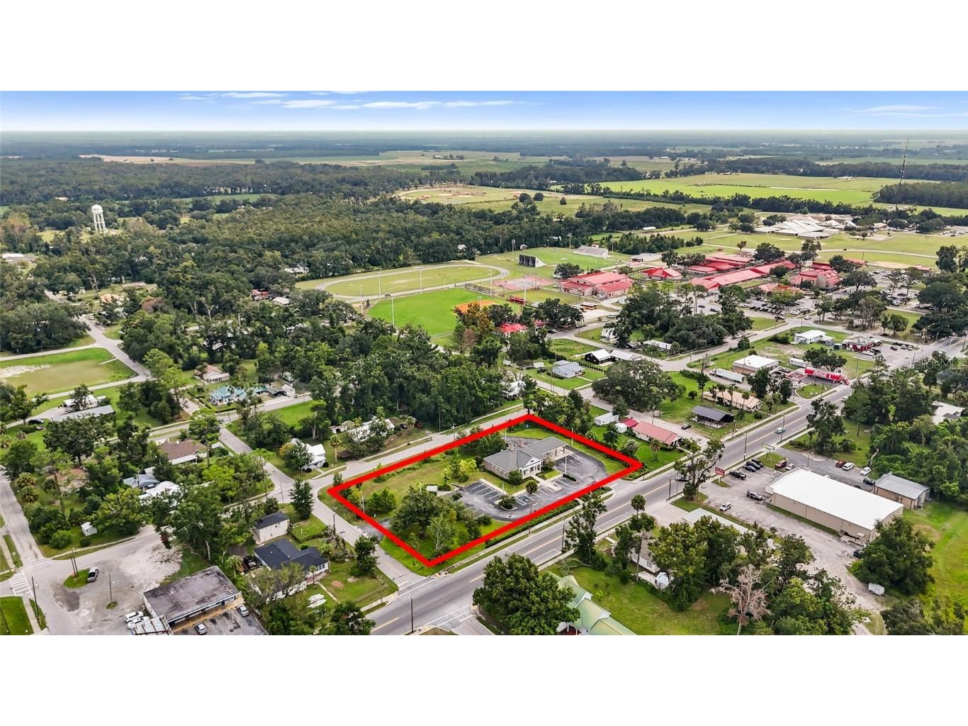 130 NE Clyde Avenue Mayo FL 32066 OM713847 image3