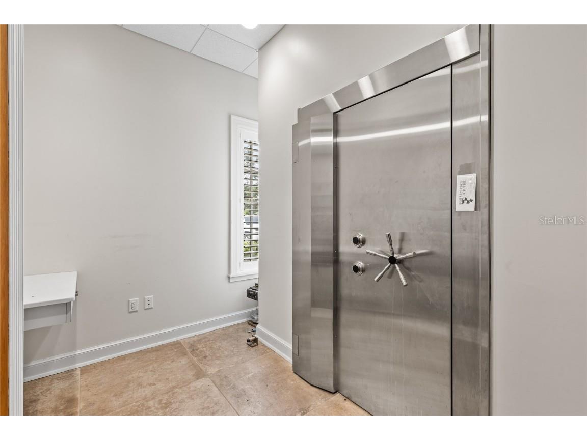 130 NE Clyde Avenue Mayo FL 32066 OM713847 image34