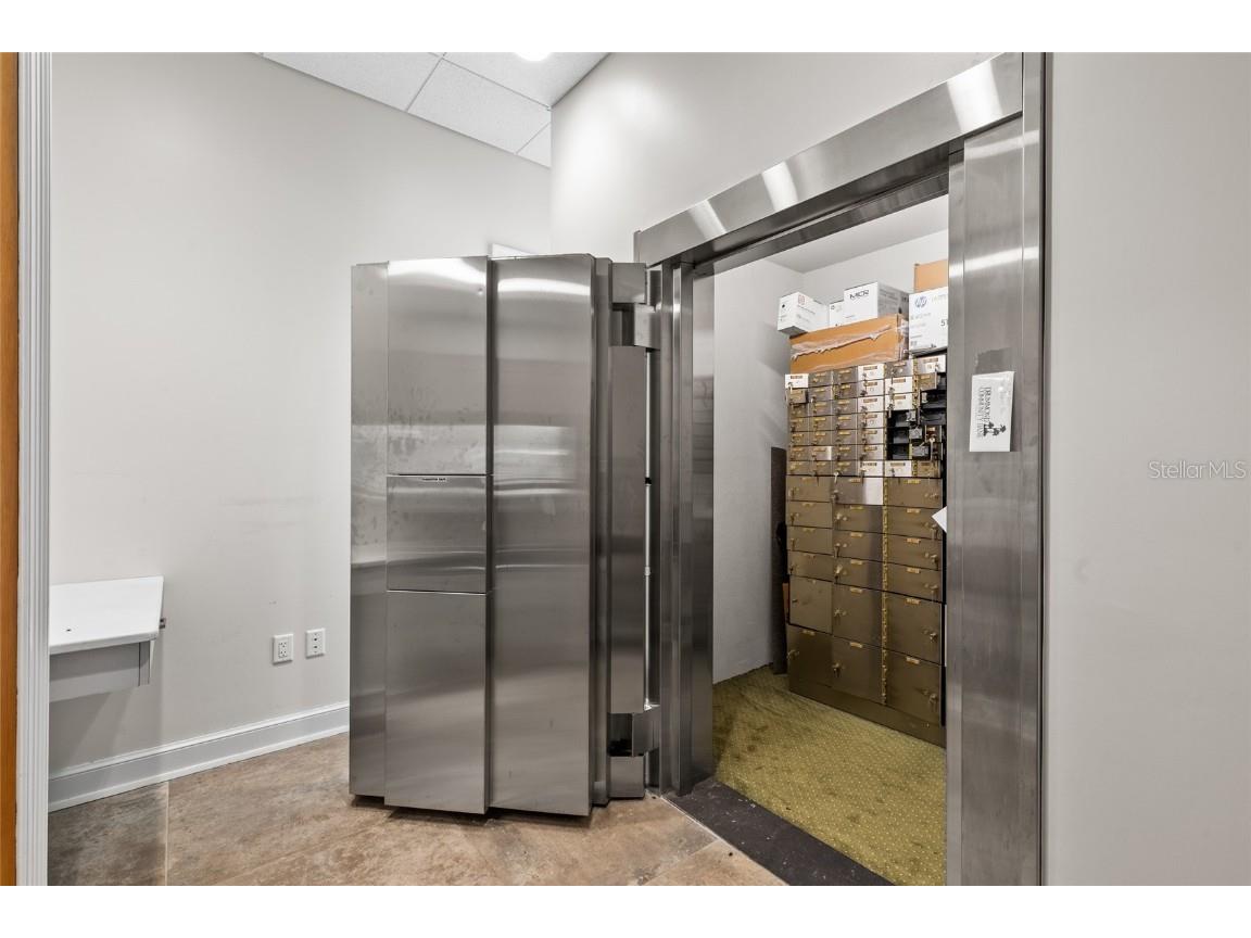 130 NE Clyde Avenue Mayo FL 32066 OM713847 image35