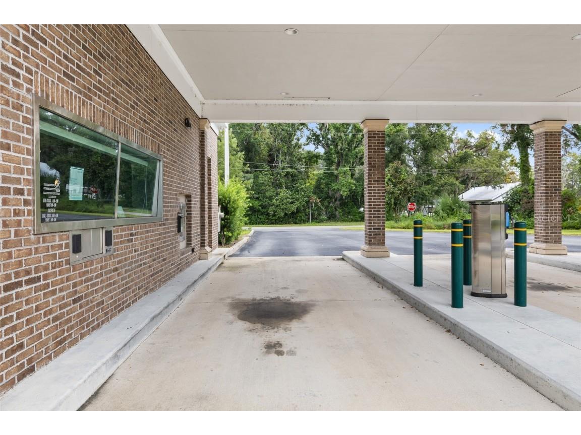 130 NE Clyde Avenue Mayo FL 32066 OM713847 image41