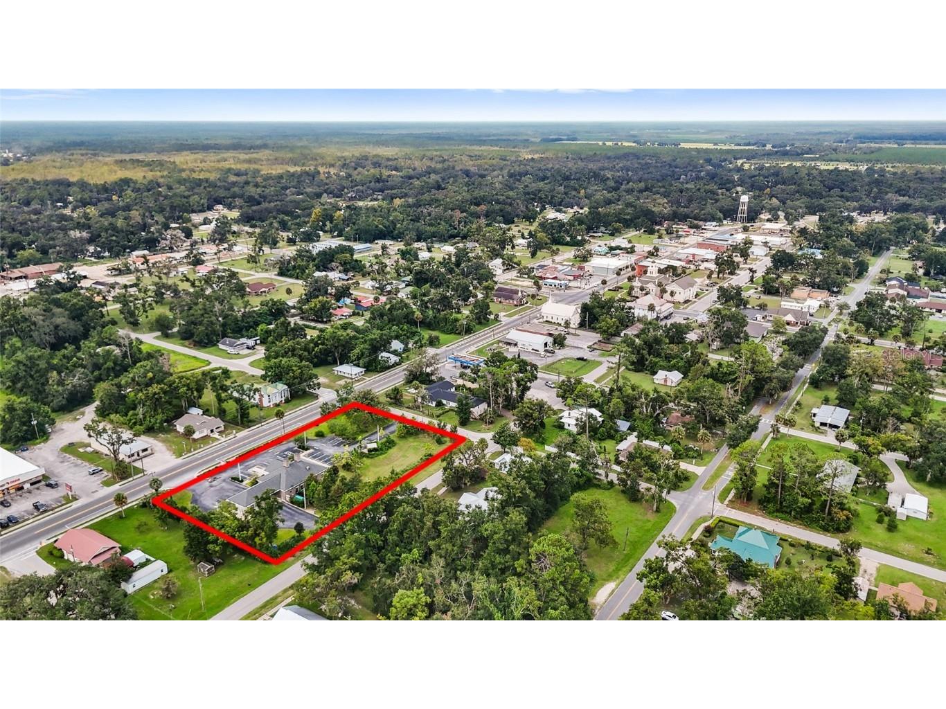 130 NE Clyde Avenue Mayo FL 32066 OM713847 image5