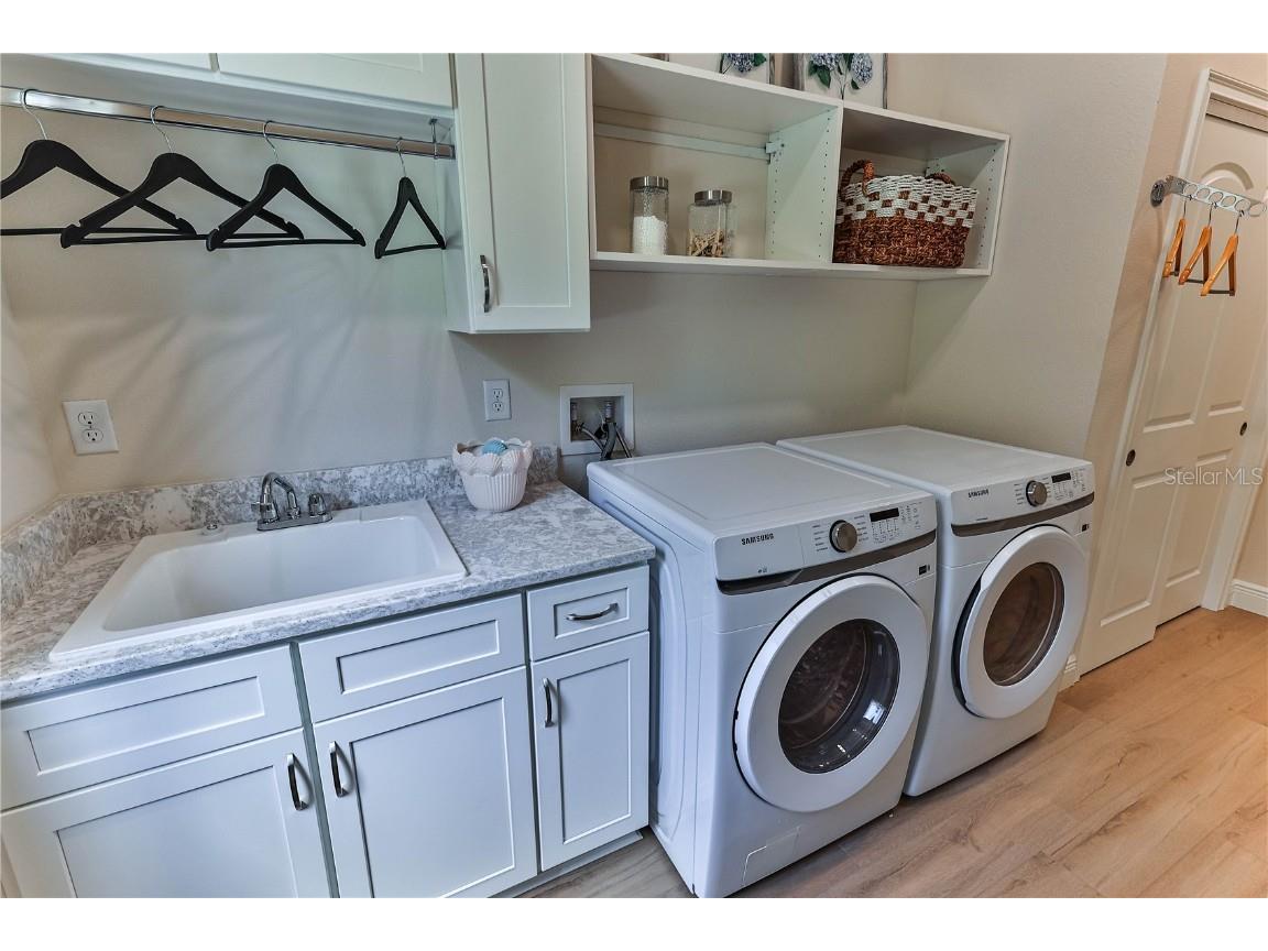 130 NE Crystal Street Crystal River FL 34428 OM708413 image48