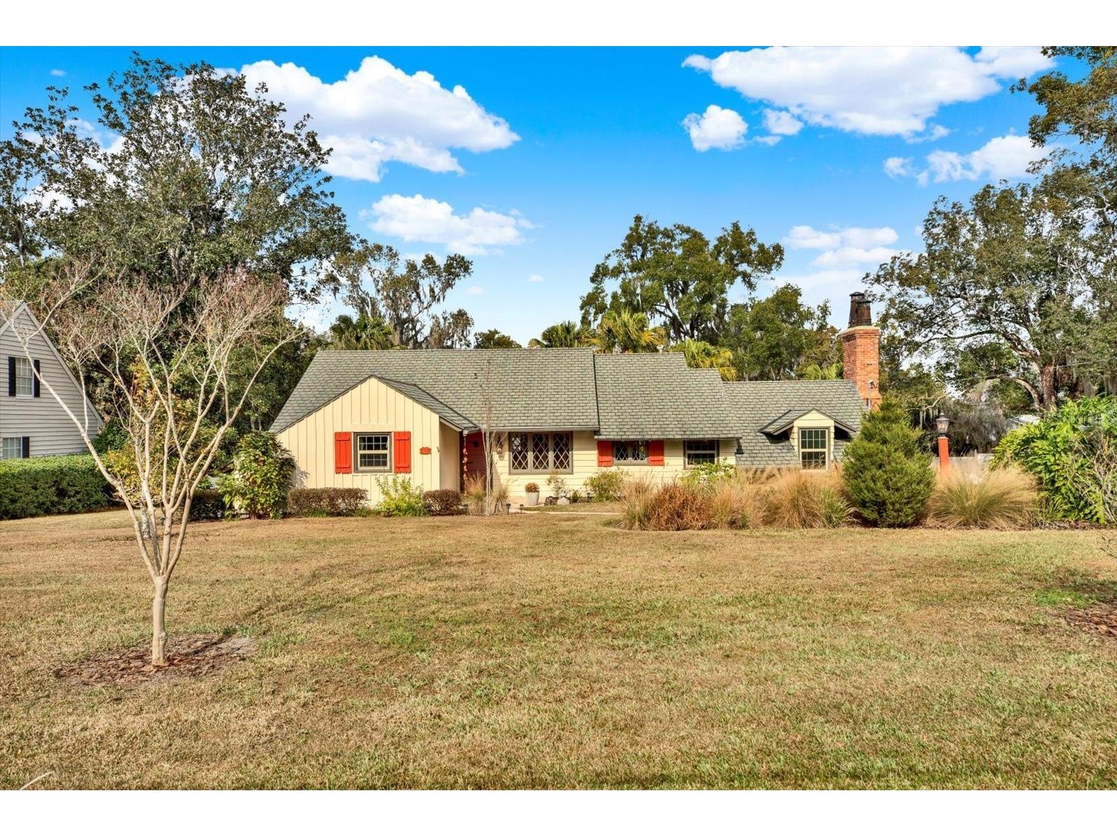 130 North Avenue W Brooksville FL 34601 W7881232 image1