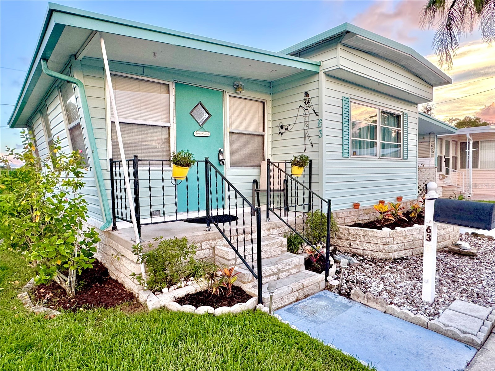 130 Patricia Avenue #63 Dunedin FL 34698 A4665463 image1