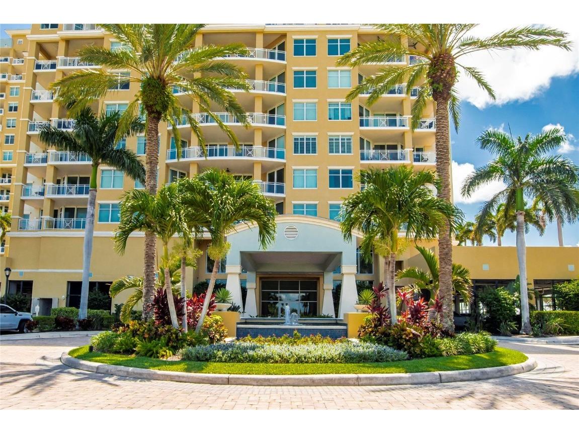 130 Riviera Dunes Way #304 Palmetto FL 34221 T3457530 image1