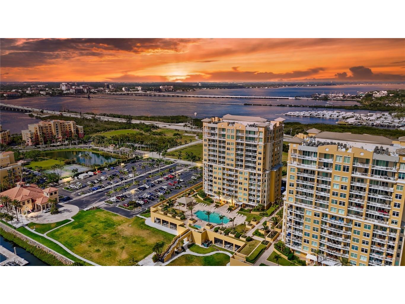 130 Riviera Dunes Way #502 Palmetto FL 34221 - MANATEE RIVER GULF A4650495 image1