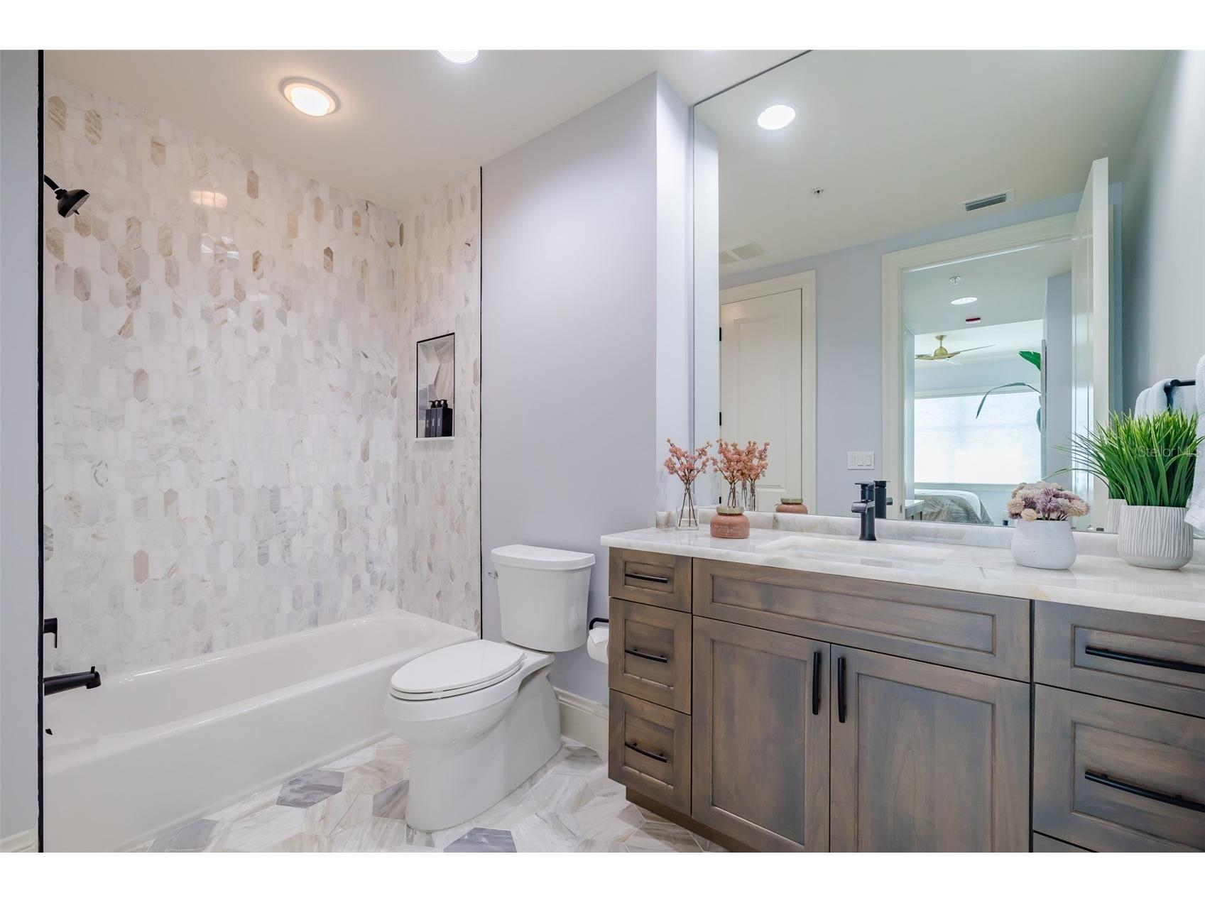 130 Riviera Dunes Way #802 Palmetto FL 34221 TB8495069 image24