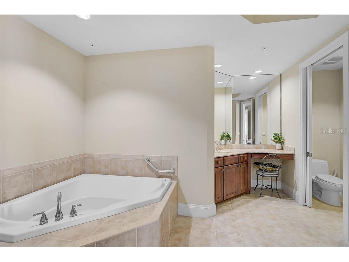 130 Riviera Dunes Way #804 Palmetto FL 34221 - MANATEE RIVER A4667532 image28