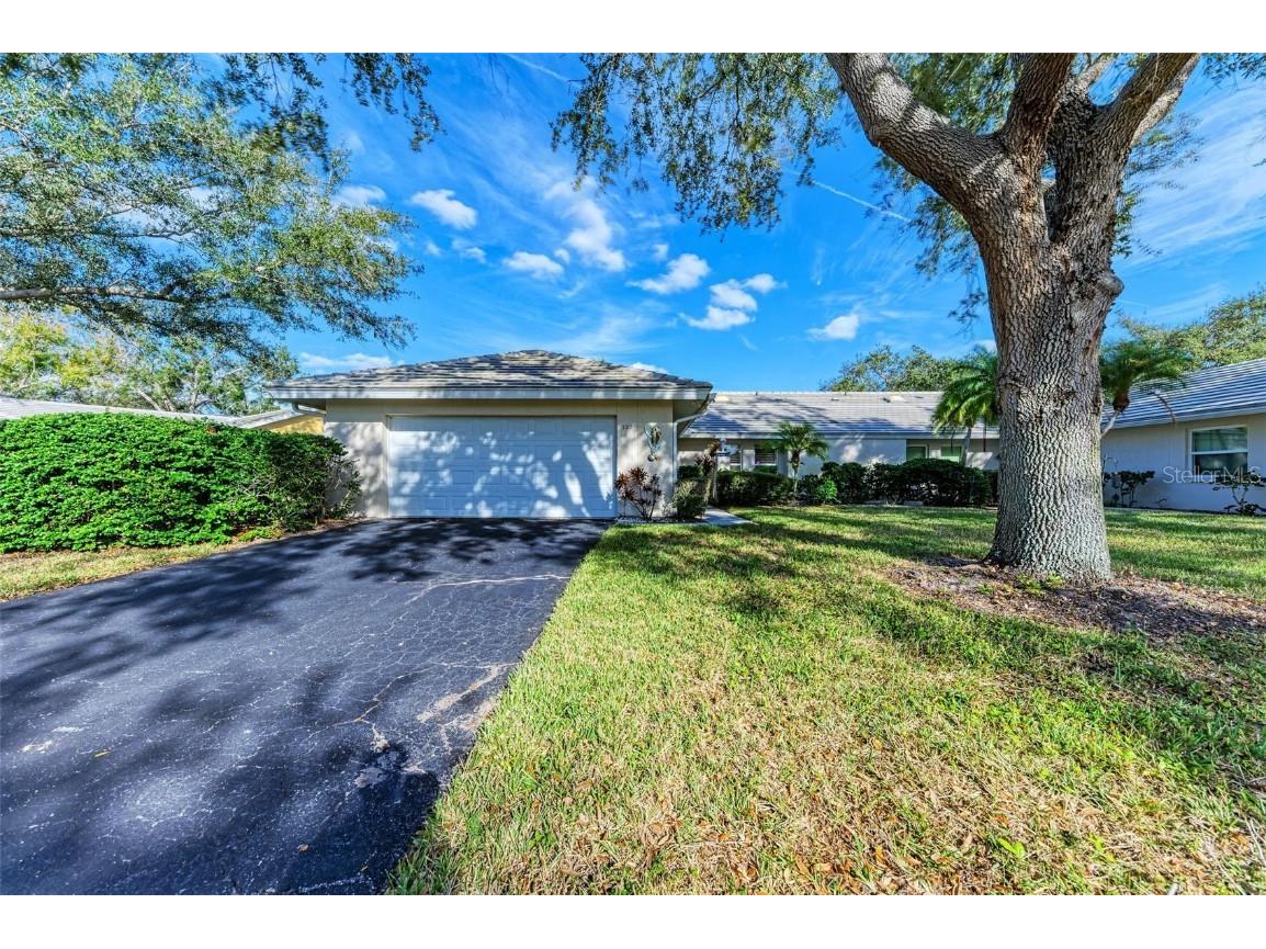 130 Southampton Place S #360 Venice FL 34293 N6130320 image1