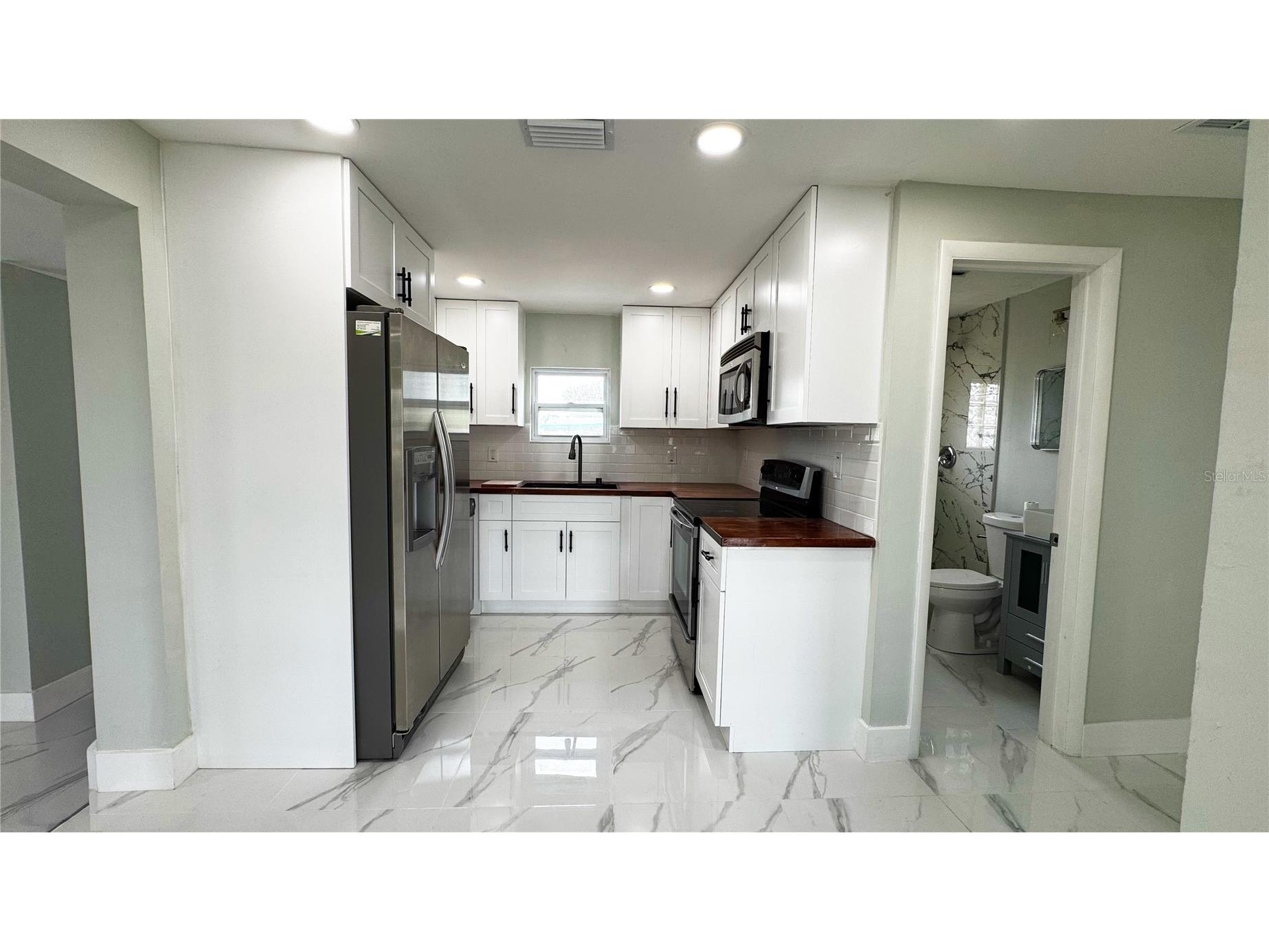 130 Virginia Court Englewood FL 34223 TB8495551 image8