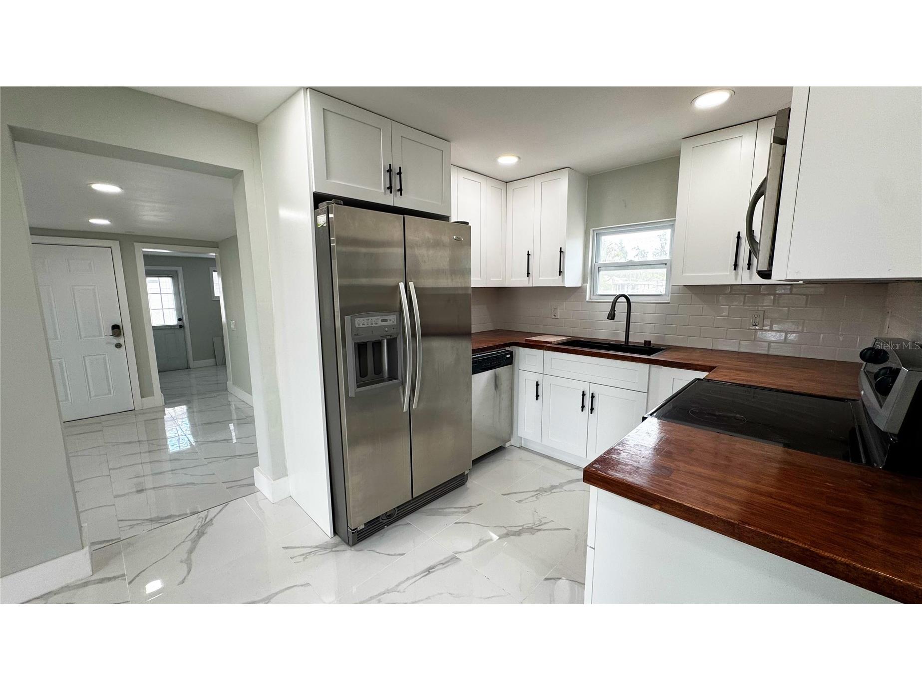 130 Virginia Court Englewood FL 34223 TB8495551 image9