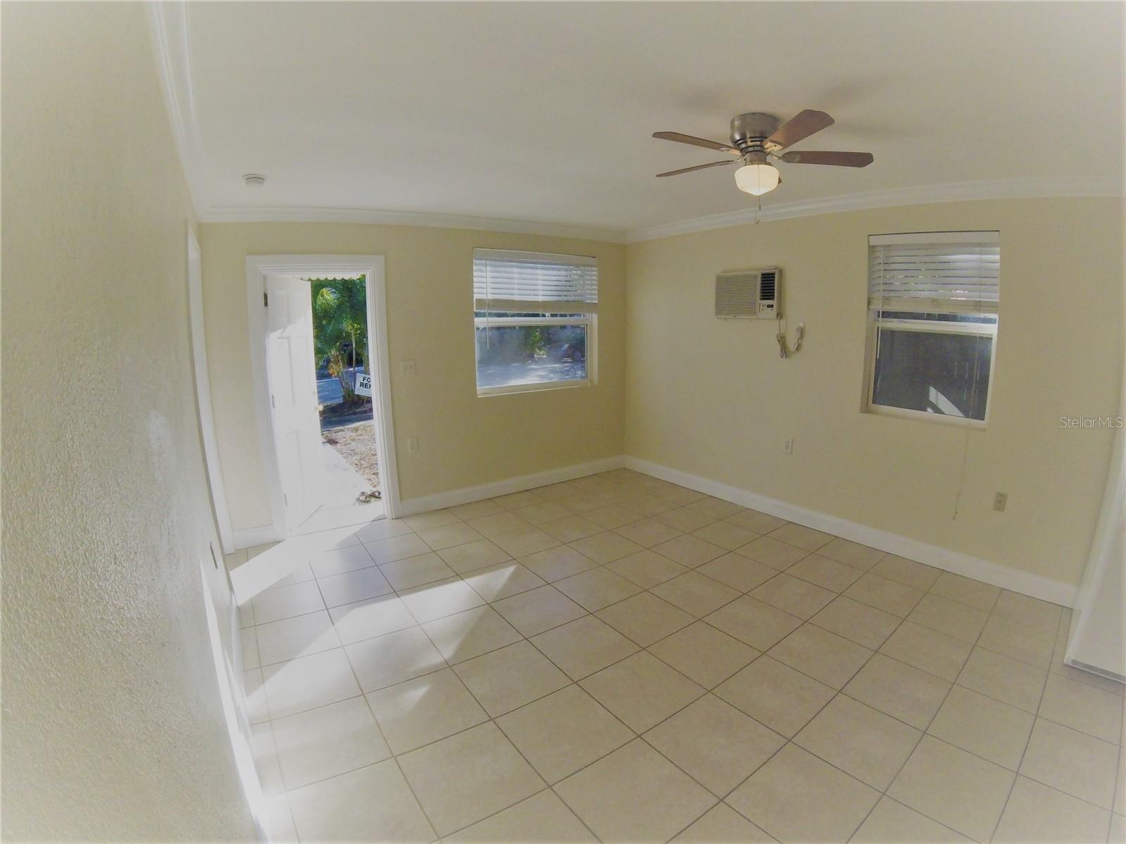 1300 28th Avenue N #2 Saint Petersburg FL 33704 TB8524752 image2