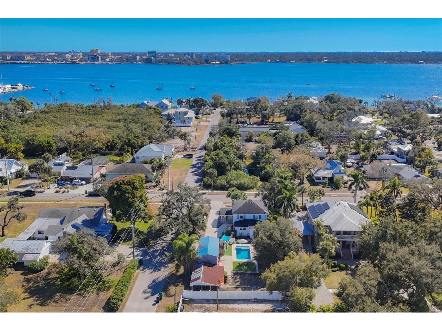 1300 4th Street W Palmetto FL 34221 A4682572 image38