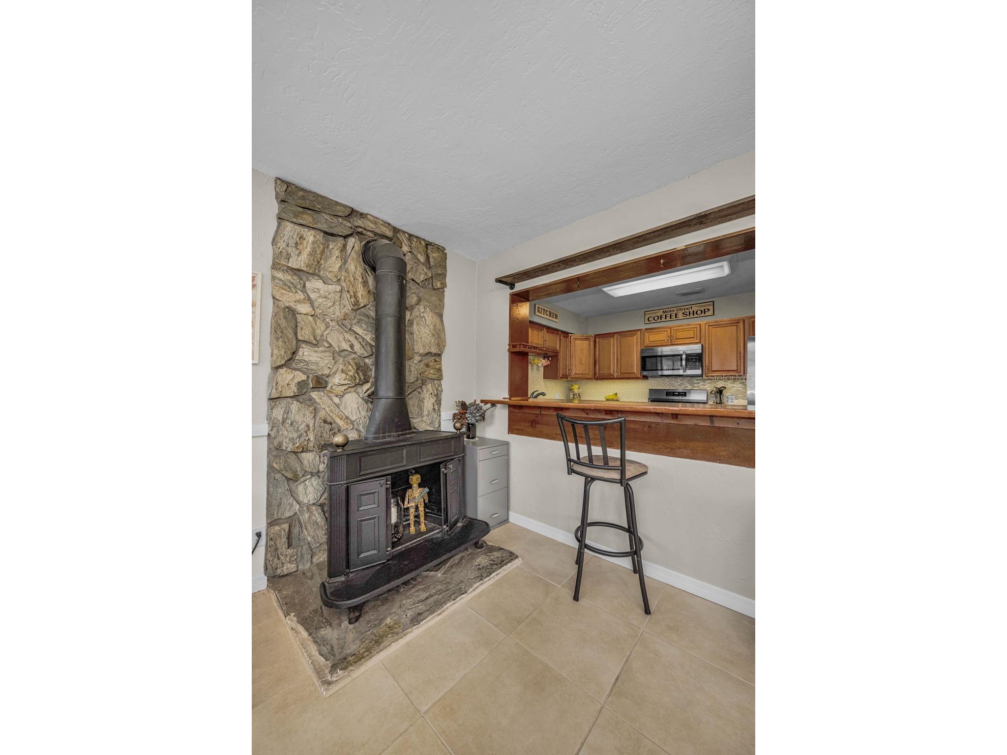 1300 63rd Avenue N Saint Petersburg FL 33702 TB8497791 image29