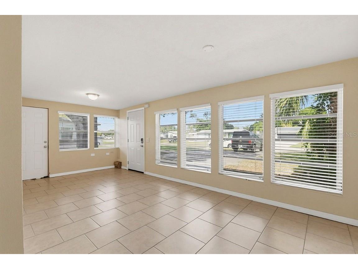 1300 79th Avenue N Saint Petersburg FL 33702 O6354448 image3