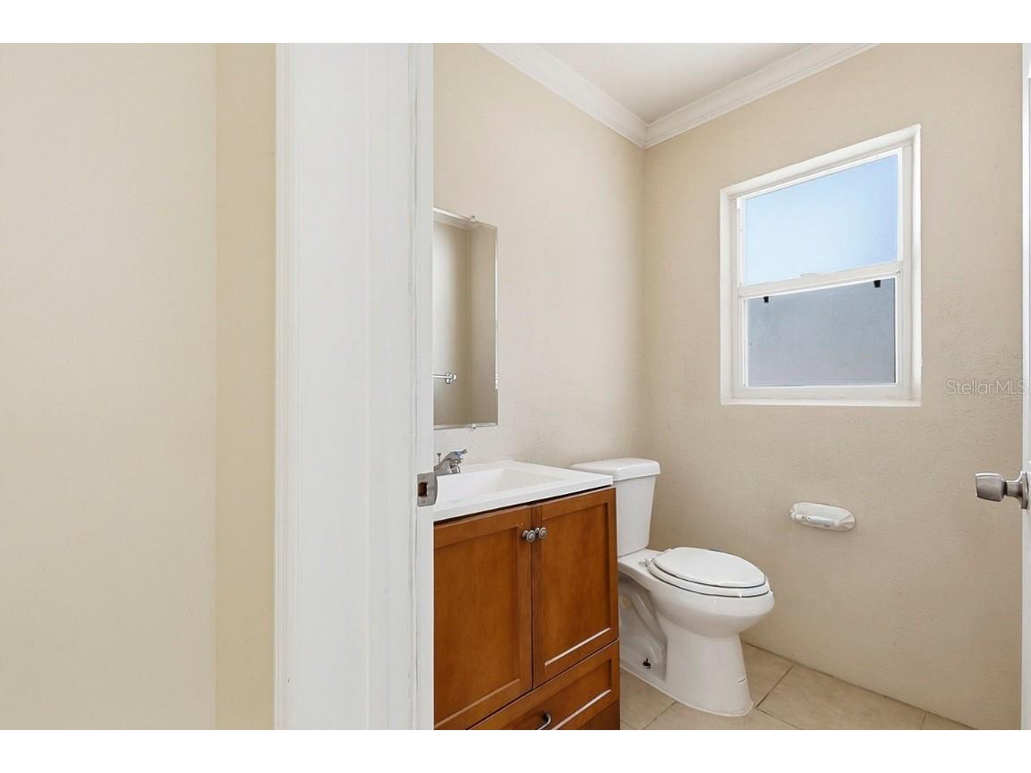 1300 79th Avenue N Saint Petersburg FL 33702 O6354448 image40