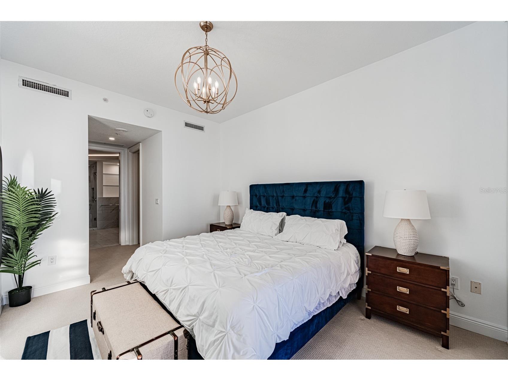 1300 Benjamin Franklin Drive #1005 Sarasota FL 34236 - GULF OF MEXICO A4675828 image31