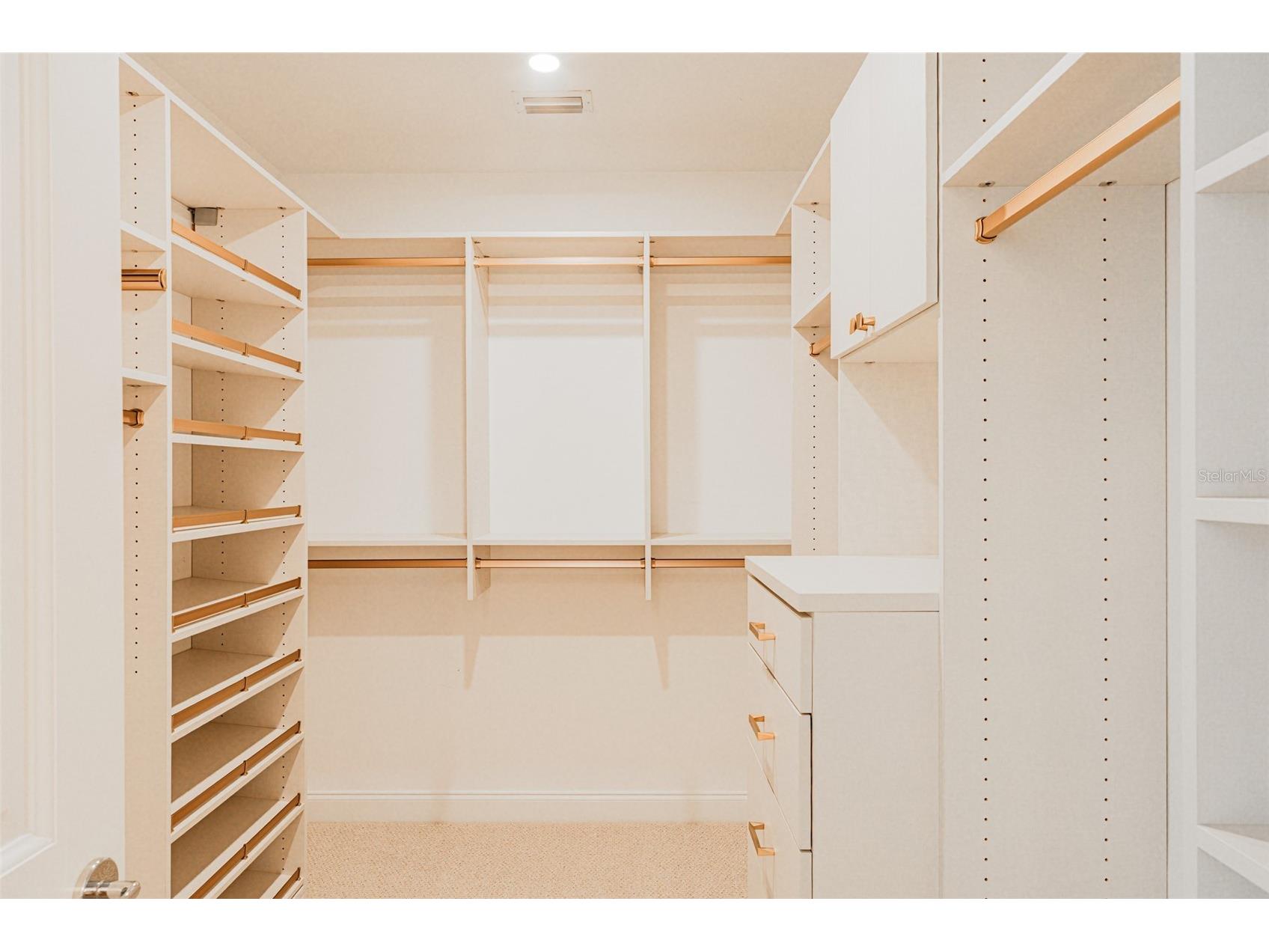 1300 Benjamin Franklin Drive #1005 Sarasota FL 34236 - GULF OF MEXICO A4675828 image40