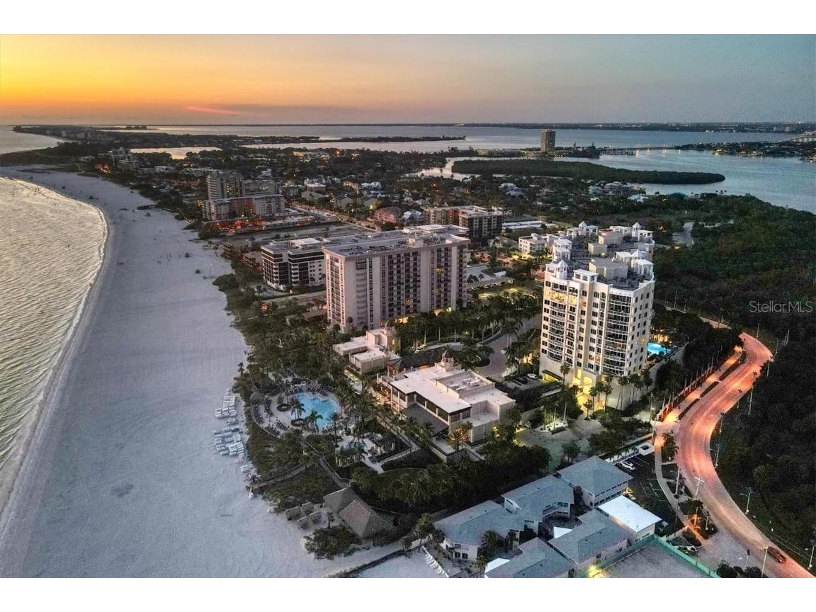 1300 Benjamin Franklin Drive #1102 Sarasota FL 34236 - GULF OF MEXICO A4579592 image1