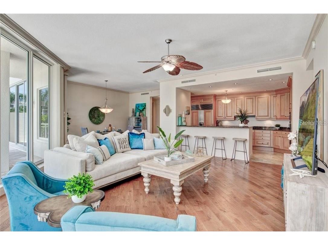 1300 Benjamin Franklin Drive #301 Sarasota FL 34236 - GULF OF MEXICO A4695838 image11