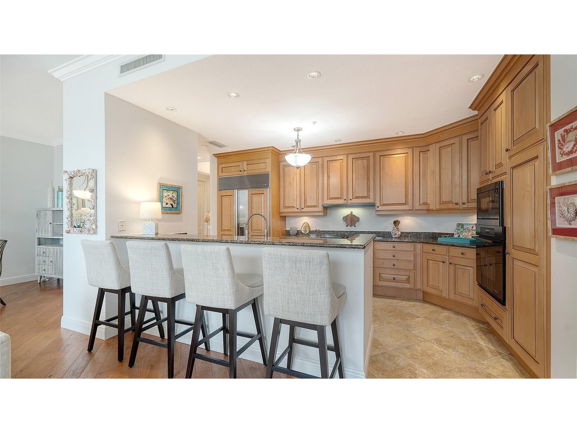 1300 Benjamin Franklin Drive #301 Sarasota FL 34236 - GULF OF MEXICO A4695838 image18